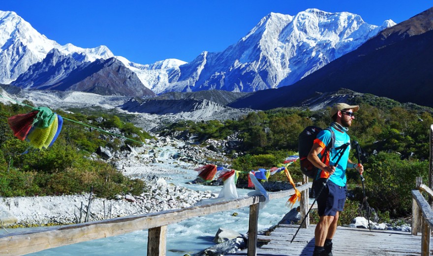 Manasalu Treks 15Night 16 Days